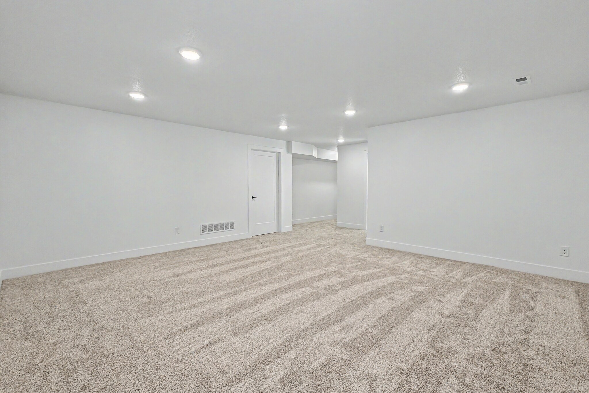 Building Photo - 1326 Heights Ct