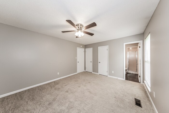 Building Photo - 5504 Desoto Cir