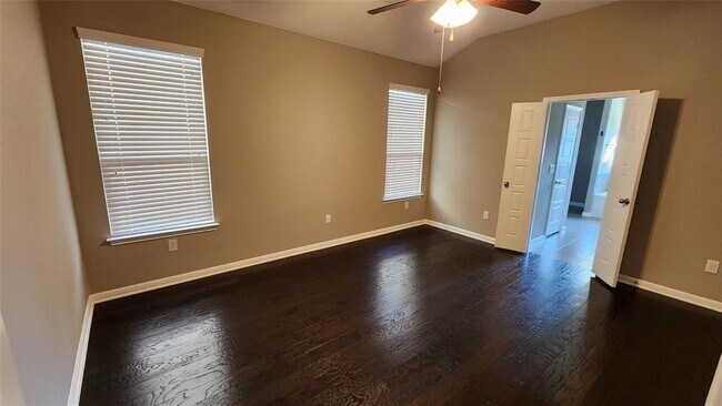 Building Photo - 16409 Pallazo Dr