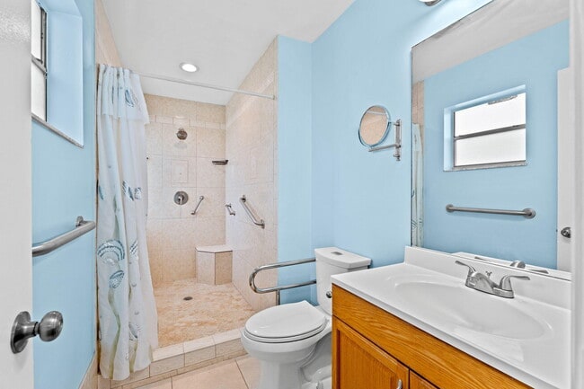 Building Photo - 8675 SW Keathley Ct