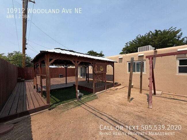 Building Photo - 10912 Woodland Ave NE