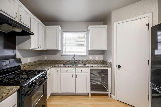 Building Photo - 8412 Fall Meadow Ln