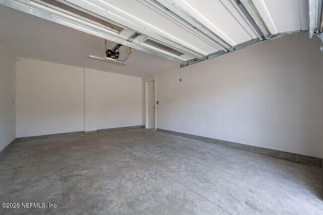 Building Photo - 116 10th St N