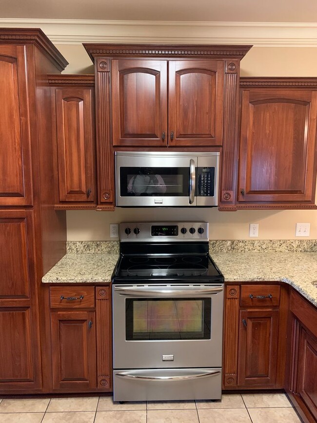 Building Photo - Sommer Brooke Subdivision!!  Office!