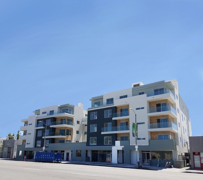 Hampstead Heath 11650 W Pico Blvd Los Angeles CA 90064 Apartment Finder