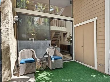 Building Photo - 204 Pineview