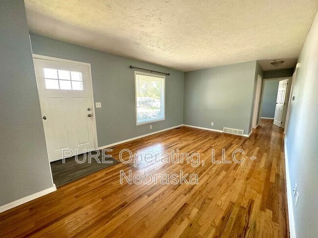 Building Photo - 12735 B St