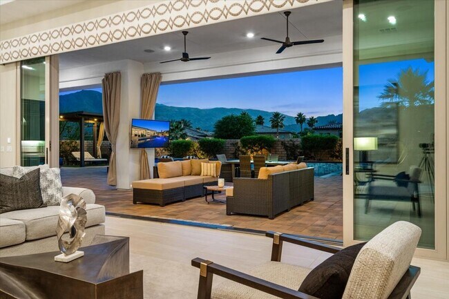 Building Photo - 54770 Cavalcade Ct