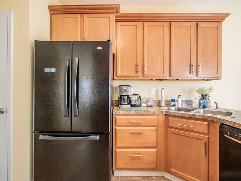 Building Photo - 320 Willott Square Dr