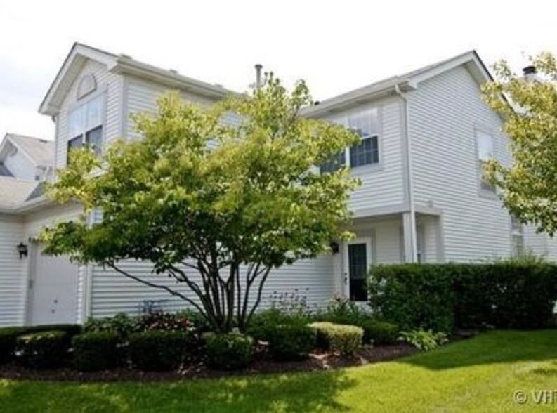 Building Photo - 376 Maidstone Ct