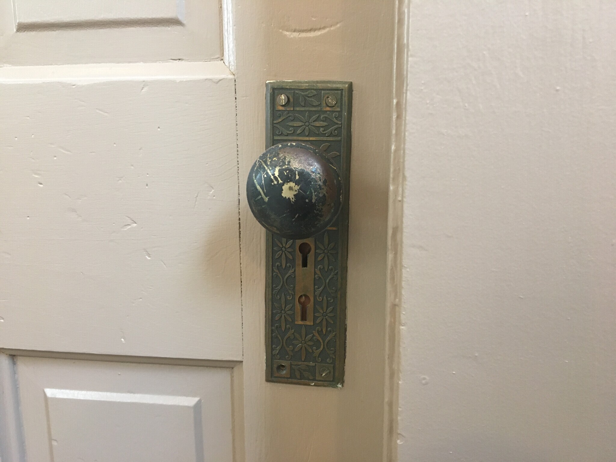 Building Photo - 213 Covington Ave