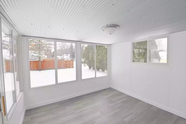 Building Photo - Beautiful Recently Renovated 2-Bedroom Home in Goshen's West Goshen Neighborhood