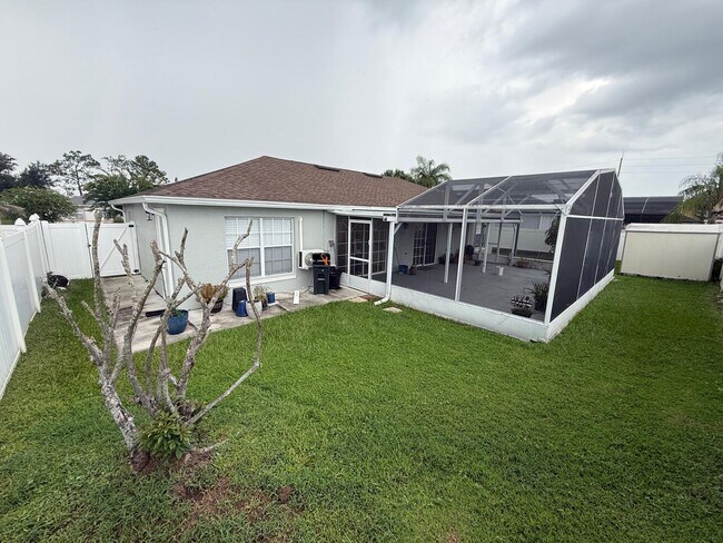 Building Photo - 2531 Sage Dr