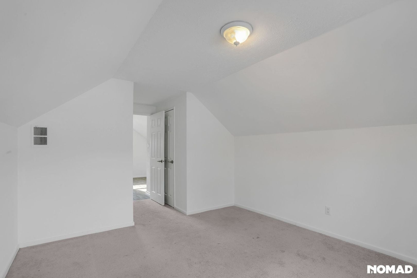 Building Photo - 878 Antwerp Rd