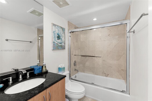 Building Photo - 6917 Collins Ave