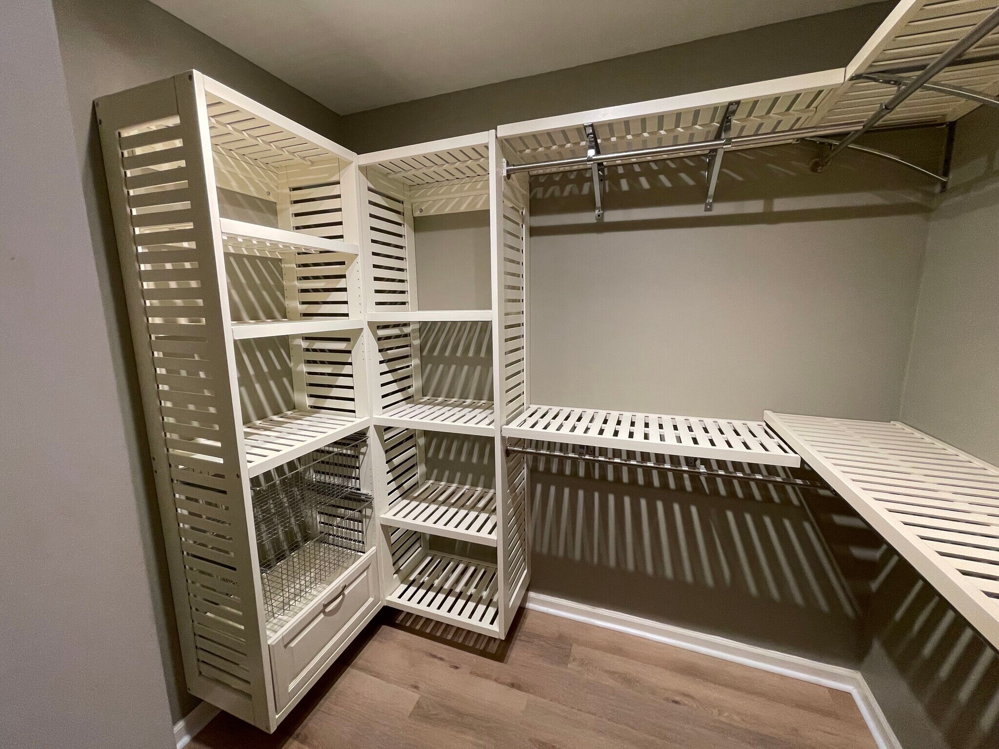 Main closet - 3 Tyrol Ct