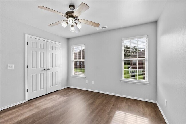 Building Photo - 1667 Evening Shade Dr