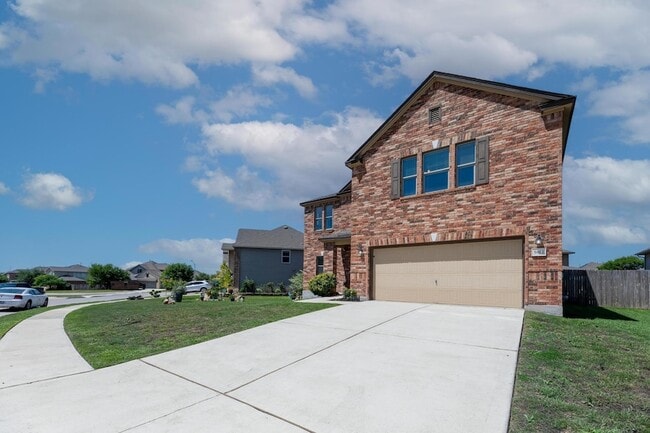 Building Photo - 5812 Pescia St