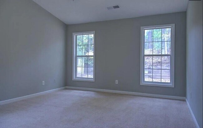 Building Photo - 3225 Ennfield Ln