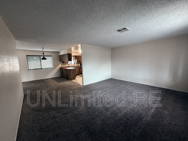 Building Photo - 4752 N Scout Way