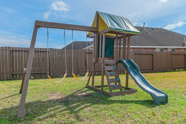 Building Photo - 2030 Vander Wilt Ln