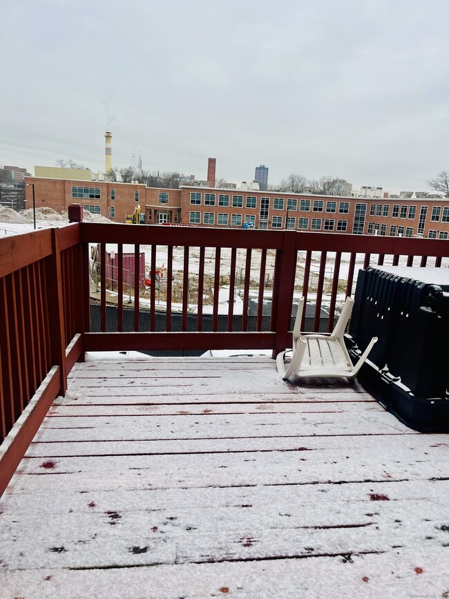 Building Photo - 24 Mortson St