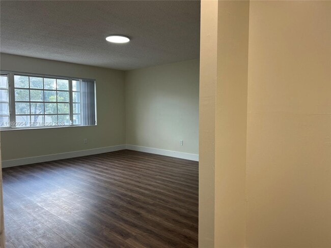 Building Photo - 21121 SW 85th Ave