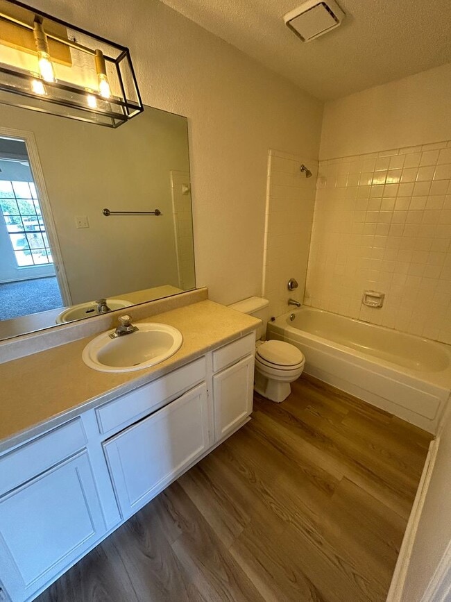 Building Photo - Come and see this well-kept beautiful home today!