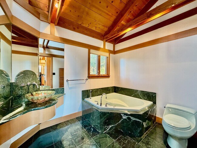 Building Photo - 63 Berryessa Way