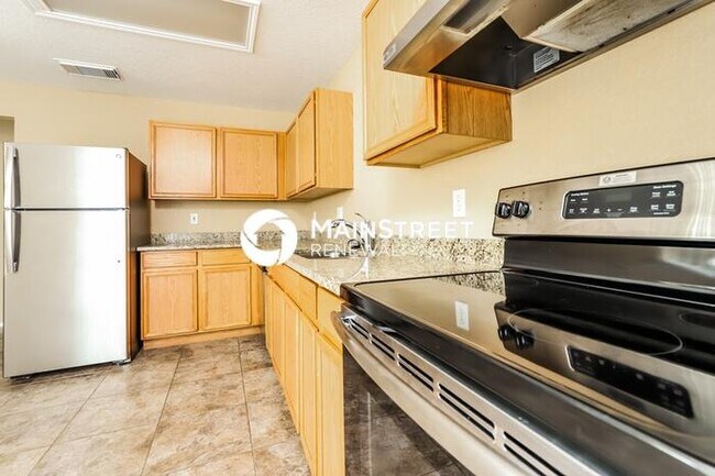 Building Photo - 3 Bedroom Pet-Friendly Home in San Antonio, TX with Main Street Renewal