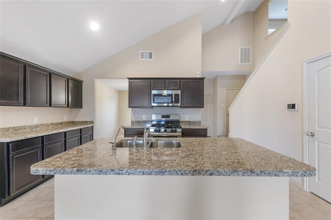 Building Photo - 23218 Royal Tiger Rd
