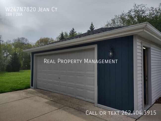 Building Photo - W247N7820 Jean Ct