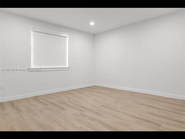 Building Photo - 5191 SW 67th Ave