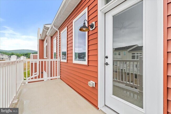 Building Photo - 1618 Blacksmith Wy
