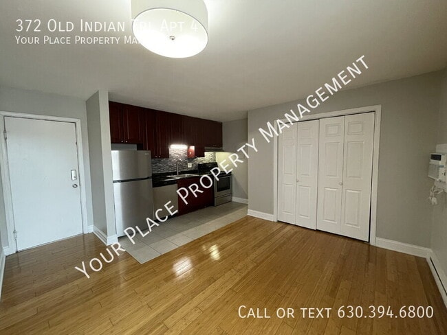 Building Photo - 372 Old Indian Trail