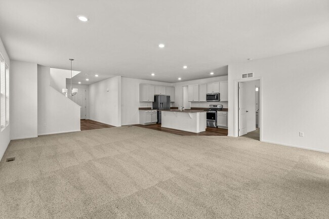 Building Photo - Beautiful 4 Bedroom Home in The Lakes at Centerra | 2,583 Sq. Ft.
