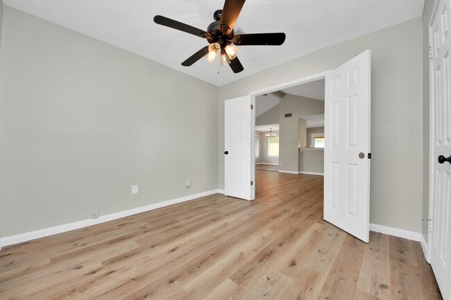 Building Photo - 22303 Acorn Chase Dr