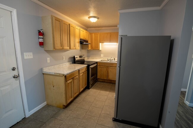 Building Photo - 5768 Aftonshire Dr