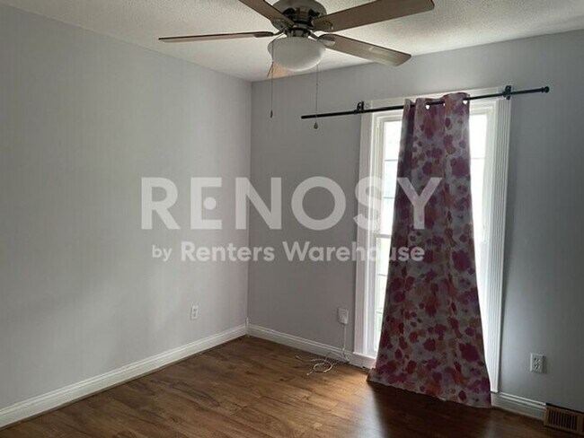 Building Photo - Corner lot close to shopping, easy highway access to 70 & 470 hwys Rent $2,000.00 | Required Fees...