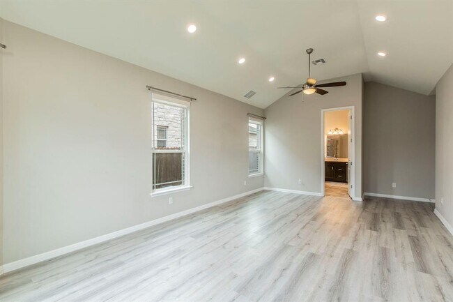 Building Photo - 435 Freeman Park Pl