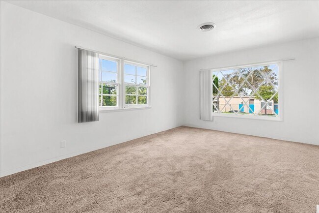 Building Photo - 8020 Cowan Ave