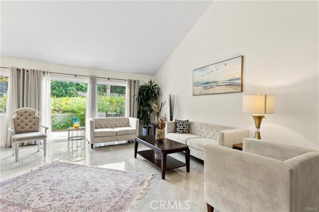 Building Photo - 196 S Donna Ct