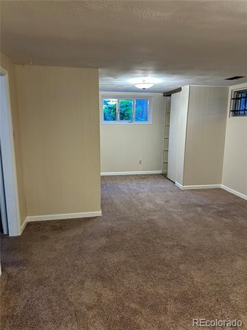 Building Photo - 6741 E La Salle Pl