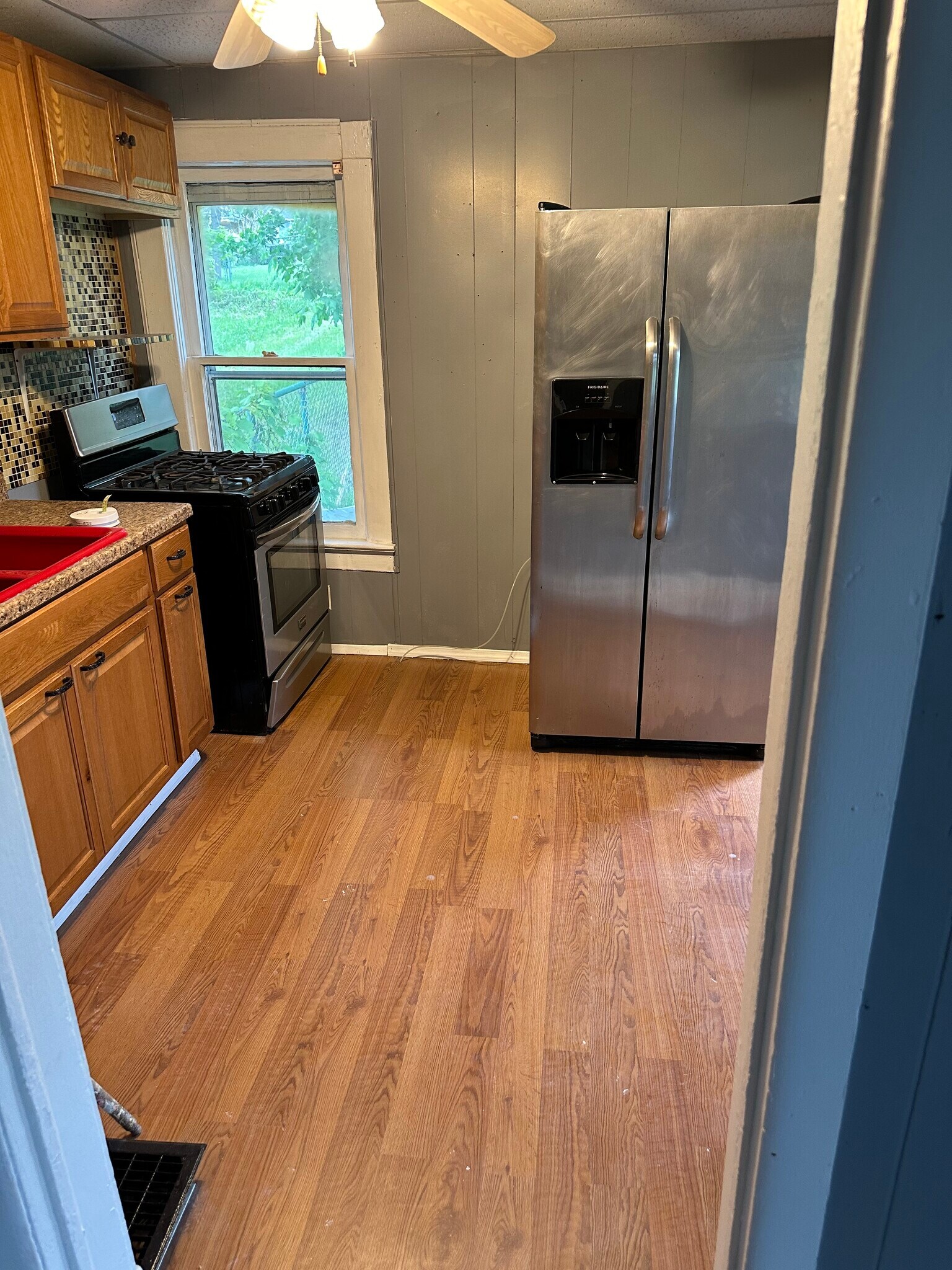 Building Photo - 1127 Wallis Ave