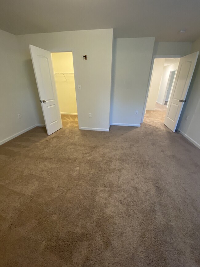 Building Photo - 697 Rivanna Run