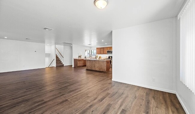 Building Photo - 1720 E Hermosa Dr