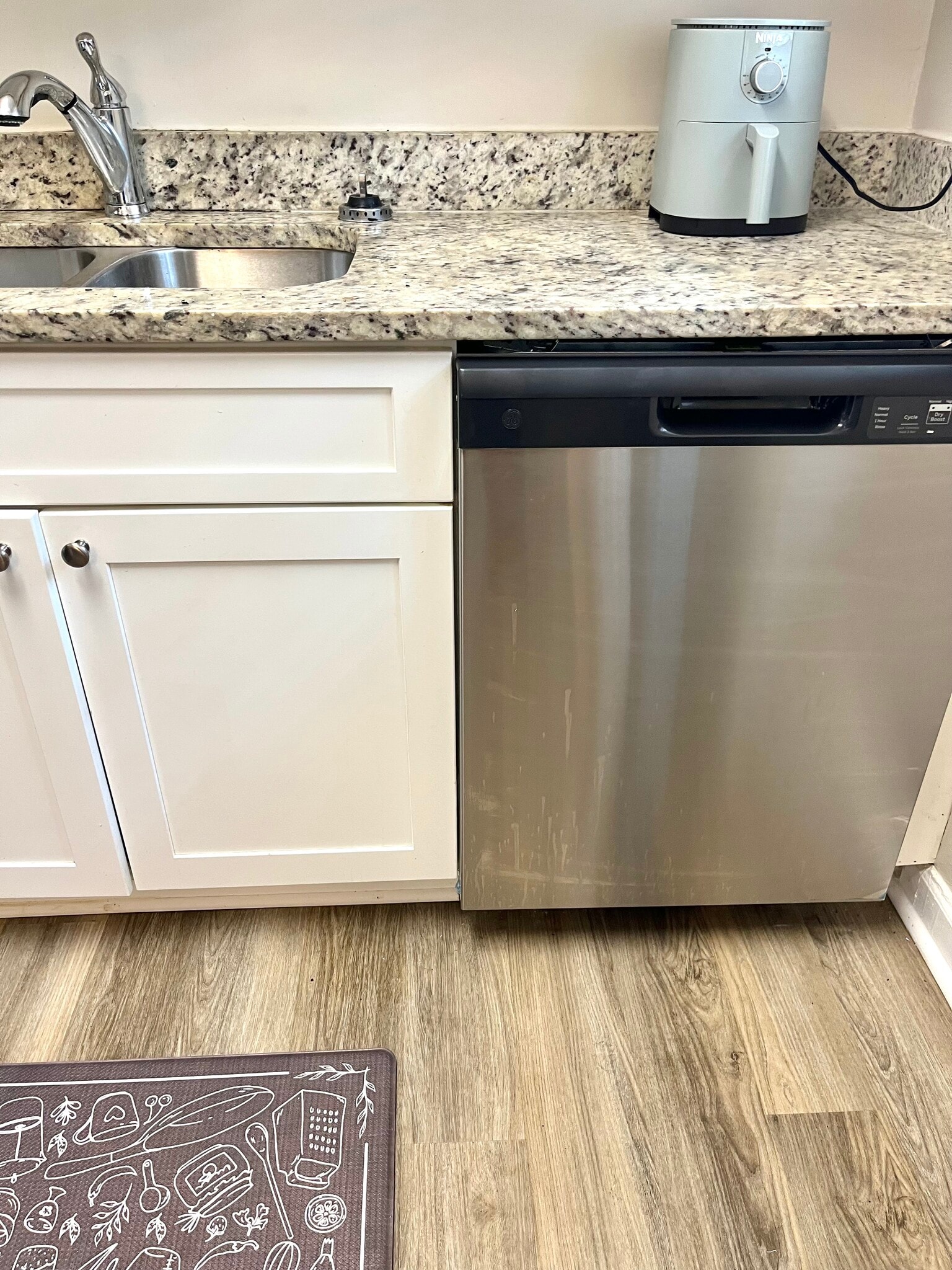 Building Photo - 3169 Bluebird Ln