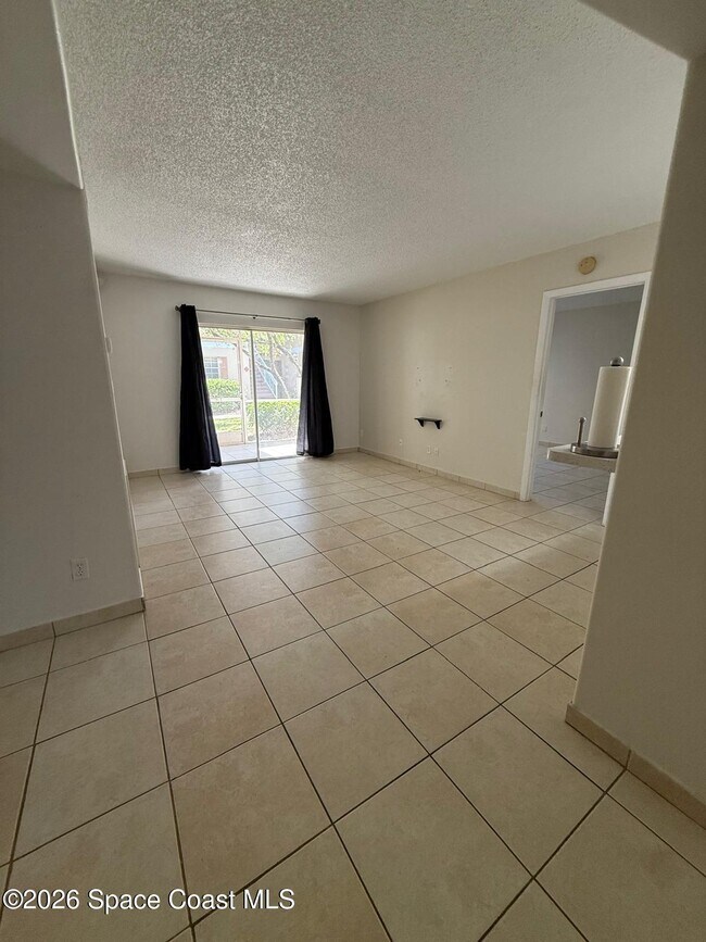 Building Photo - 1625 Sunny Brook Ln