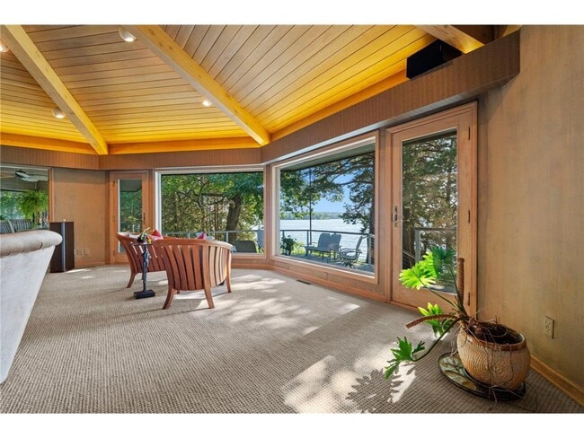 Building Photo - 3942 Enchanted Ln
