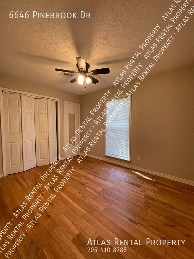 Building Photo - 6646 Pinebrook Dr